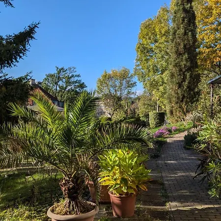 Apartment Pension Central *